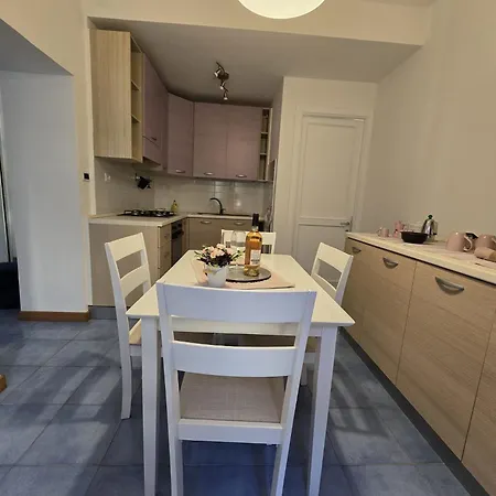 Piso Azul Espero Reial Apartment